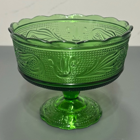 Vintage candy dish - Picture 1 of 3